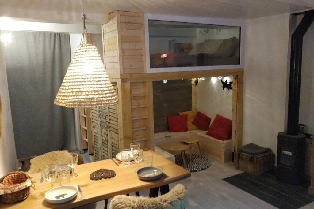 Chaleureux Petit Appartement De 4 Couchages Saint-Étienne-de-Tinée Esterno foto